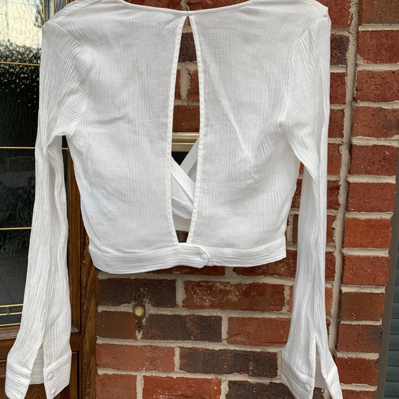Urban Outfitters Silence and Noise white top - Picture 2 of 3